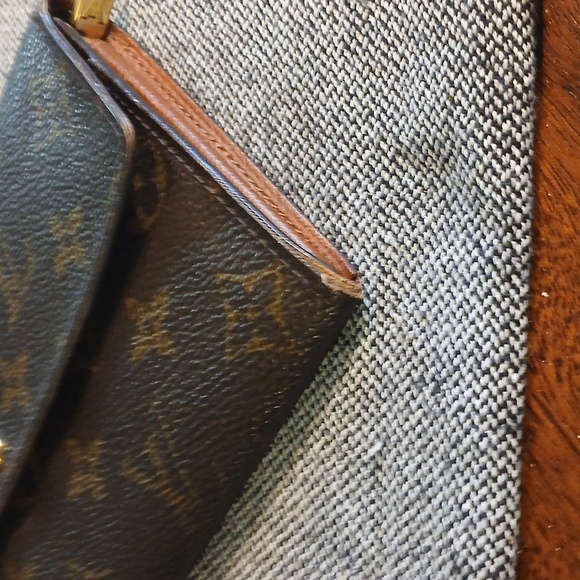 Authentic Louis Vuittom Monogram Portefeiulle Brown Wallet - Picture 7 of 14